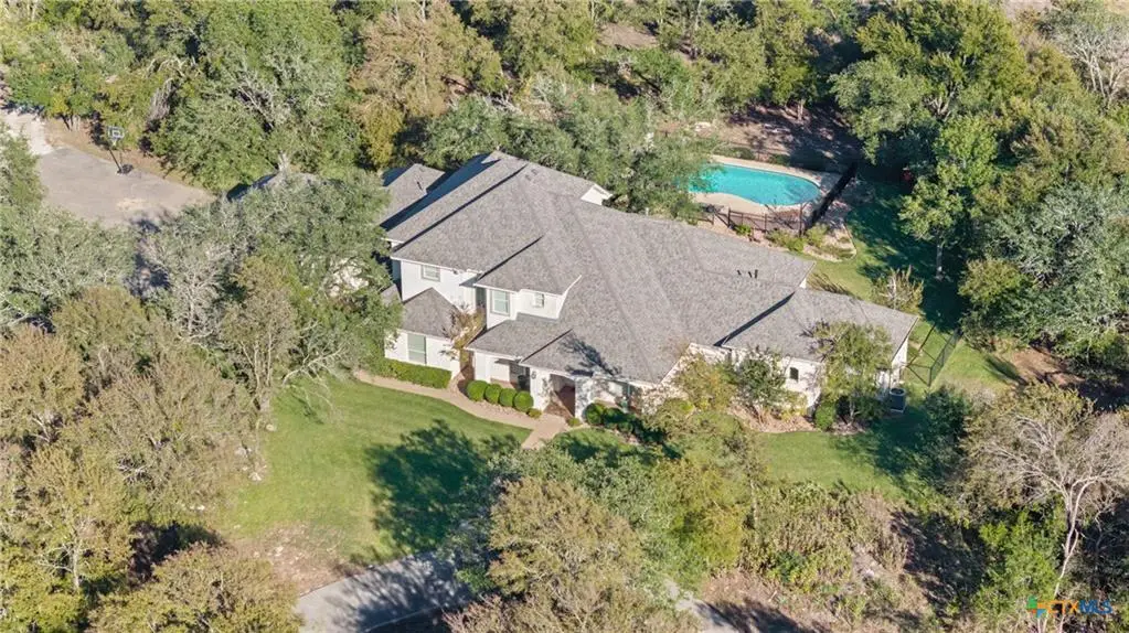 9011 Brewer Ln, Salado, TX 76571 - #1