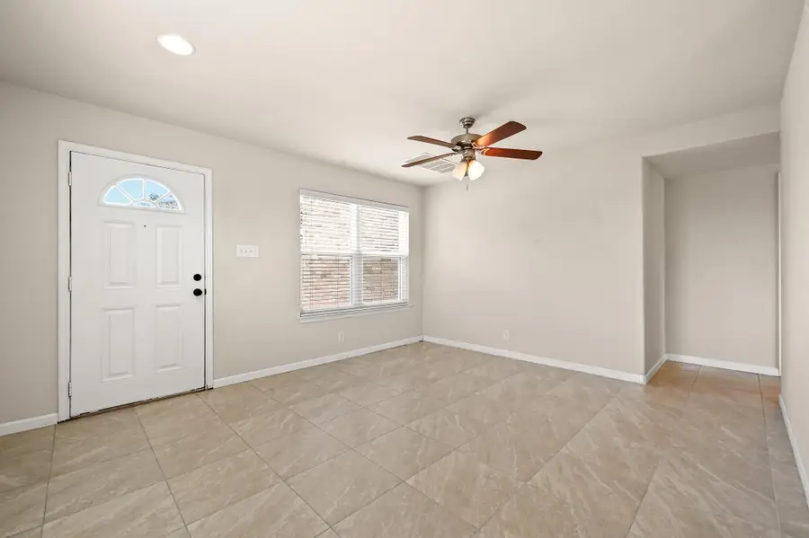 229 Capistrano Dr, San Marcos, TX 78666 - #3