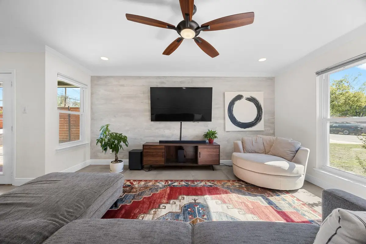 214 Barrhall Dr, Round Rock, TX 78664 - Image #1