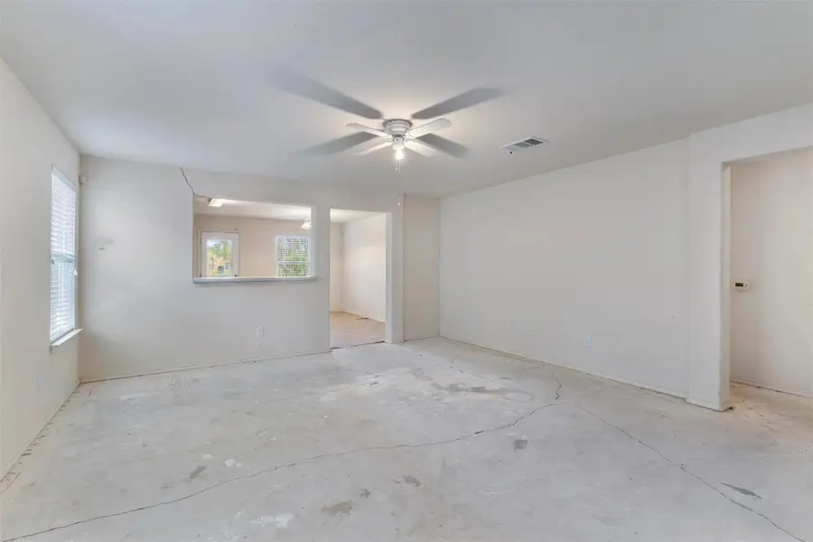 18320 Great Falls Dr, Manor, TX 78653 - #2