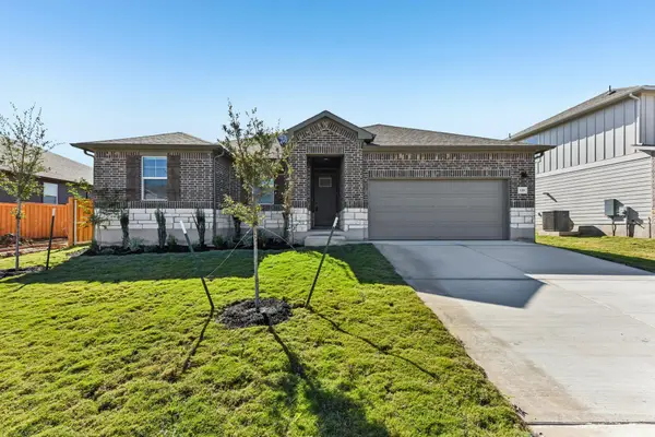 129 Divisadero Dr, Hutto, TX 78634