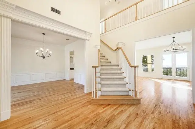 10123 Treasure Island Dr, Austin, TX 78730 - Image #3