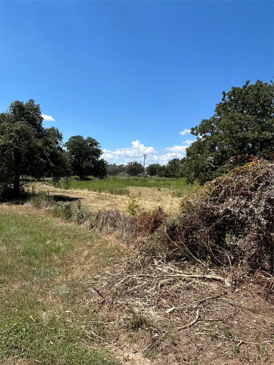 426 Shiloh Rd, Bastrop, TX 78602 - Image #2