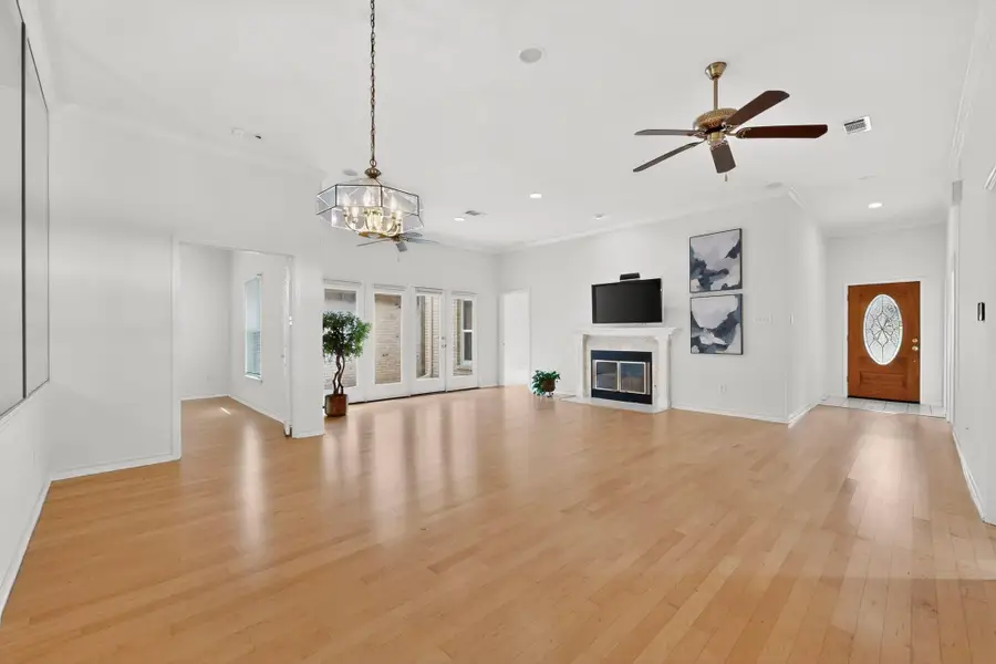 2203 Onion Creek Pkwy #8, Austin, TX 78747 - #3