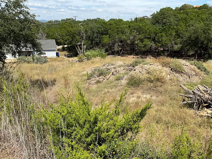 20904, 20906 Tomahawk St, Lago Vista, TX 78645 - #3
