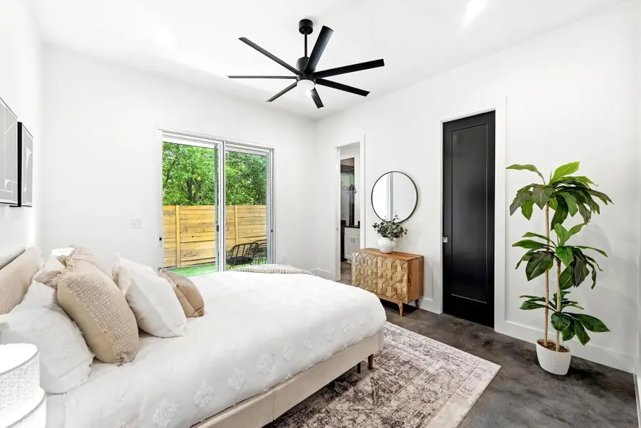 1218 Eleanor St #2, Austin, TX 78721 - #2
