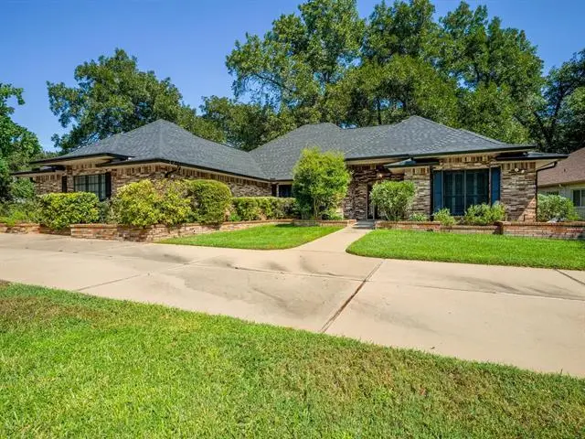 279 Quail St, Meadowlakes, TX 78654 - #1