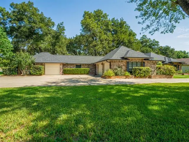 279 Quail St, Meadowlakes, TX 78654 - #2