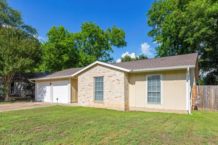 2106 Ponciana Loop, Austin, TX 78744 - Image #3