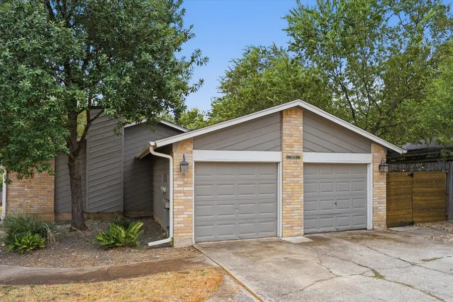 6713 West Gate Blvd #A, Austin, TX 78745 - #2