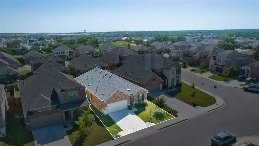 104 Raleigh Dr, Georgetown, TX 78633 - #3