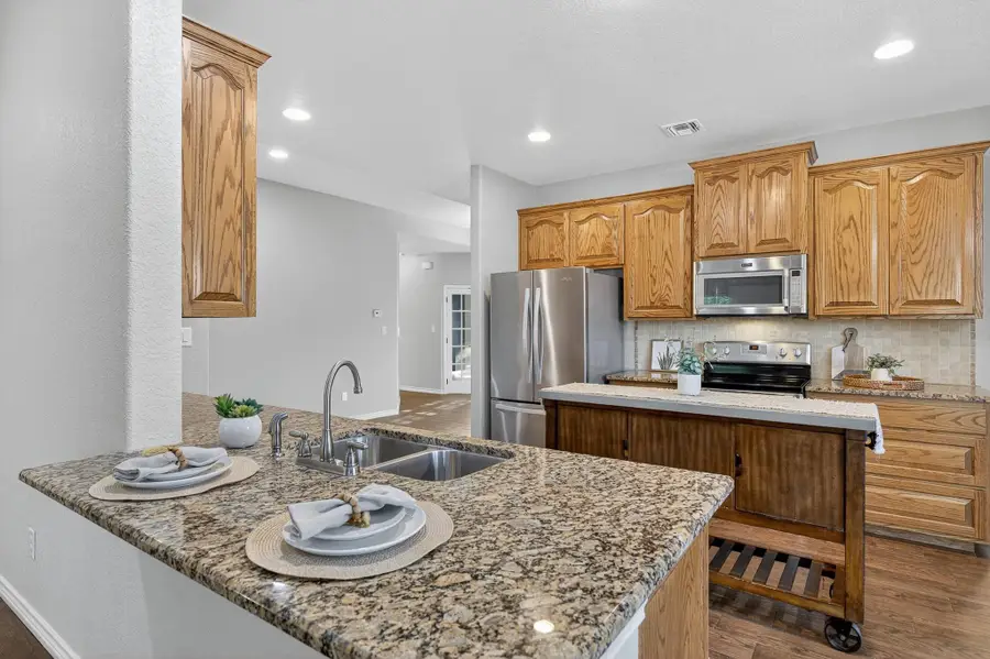 237 Meadowlakes Dr, Meadowlakes, TX 78654 - Image #3