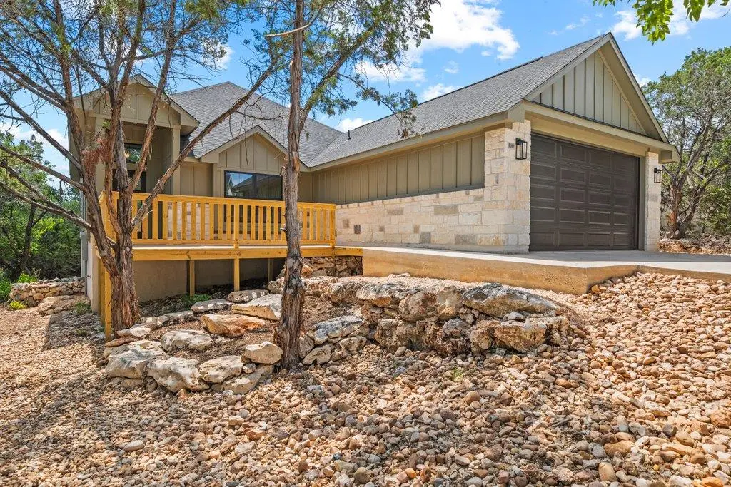 98 Whispering Valley Dr, Wimberley, TX 78676 - #1