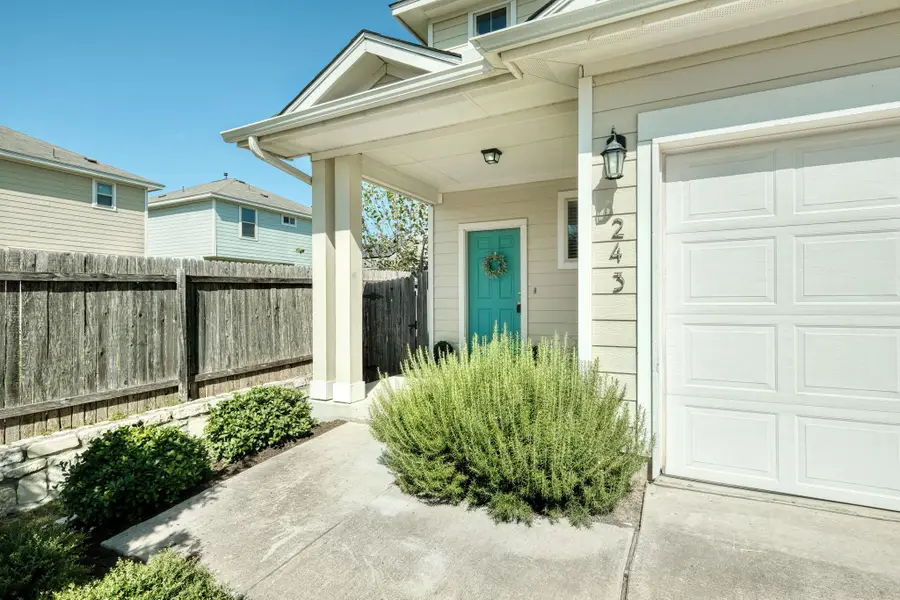 243 Twisted Oaks Ln, Buda, TX 78610 - Image #3