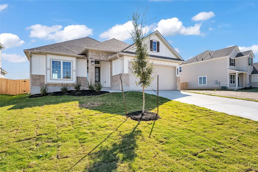 262 Boatright Blvd, Jarrell, TX 76537 - Image #3