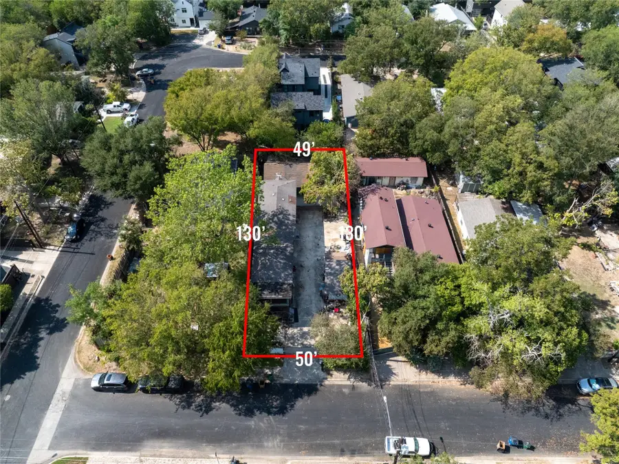 1112 Terry Dr, Austin, TX 78721 - Image #3