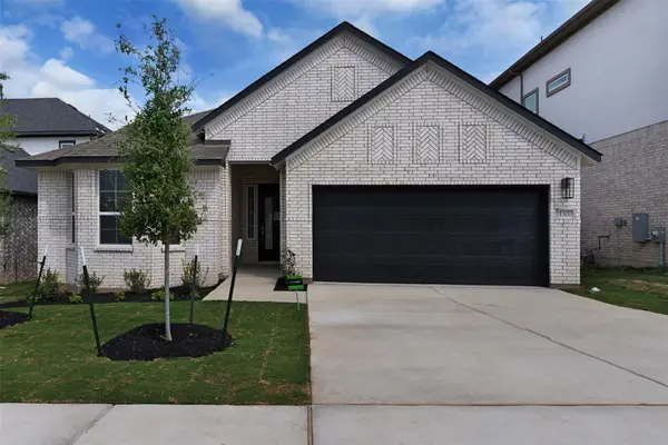 213 West Faulkner St, Liberty Hill, TX 78642