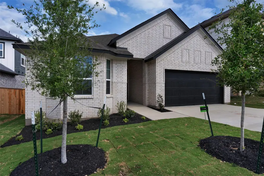 213 West Faulkner St, Liberty Hill, TX 78642 - #2