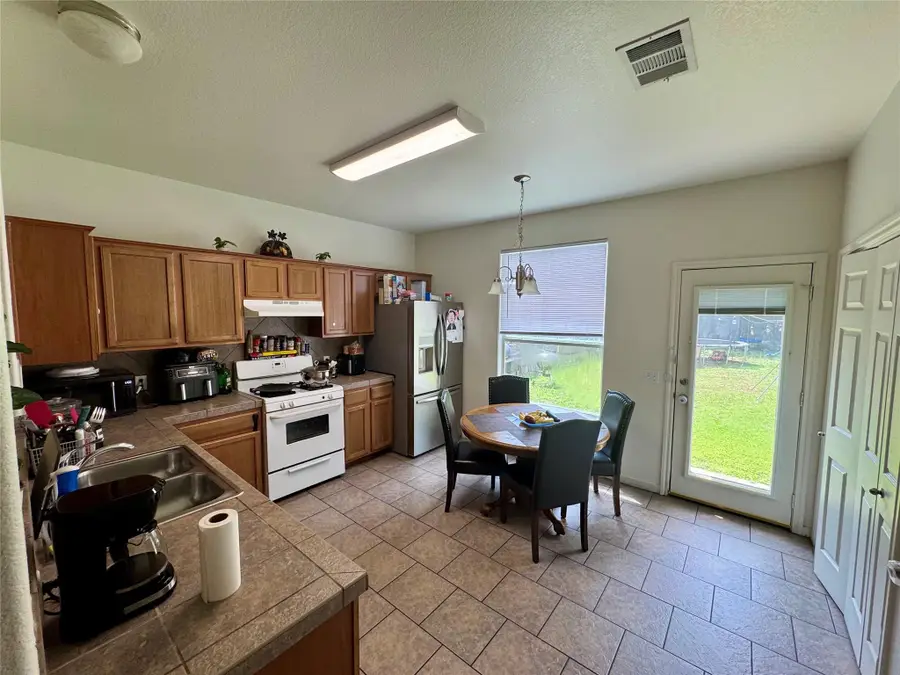 10608 Plains Trl #B, Austin, TX 78758 - Image #2