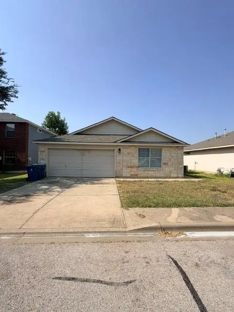 18421 Crestwind Cv, Elgin, TX 78621 - #2