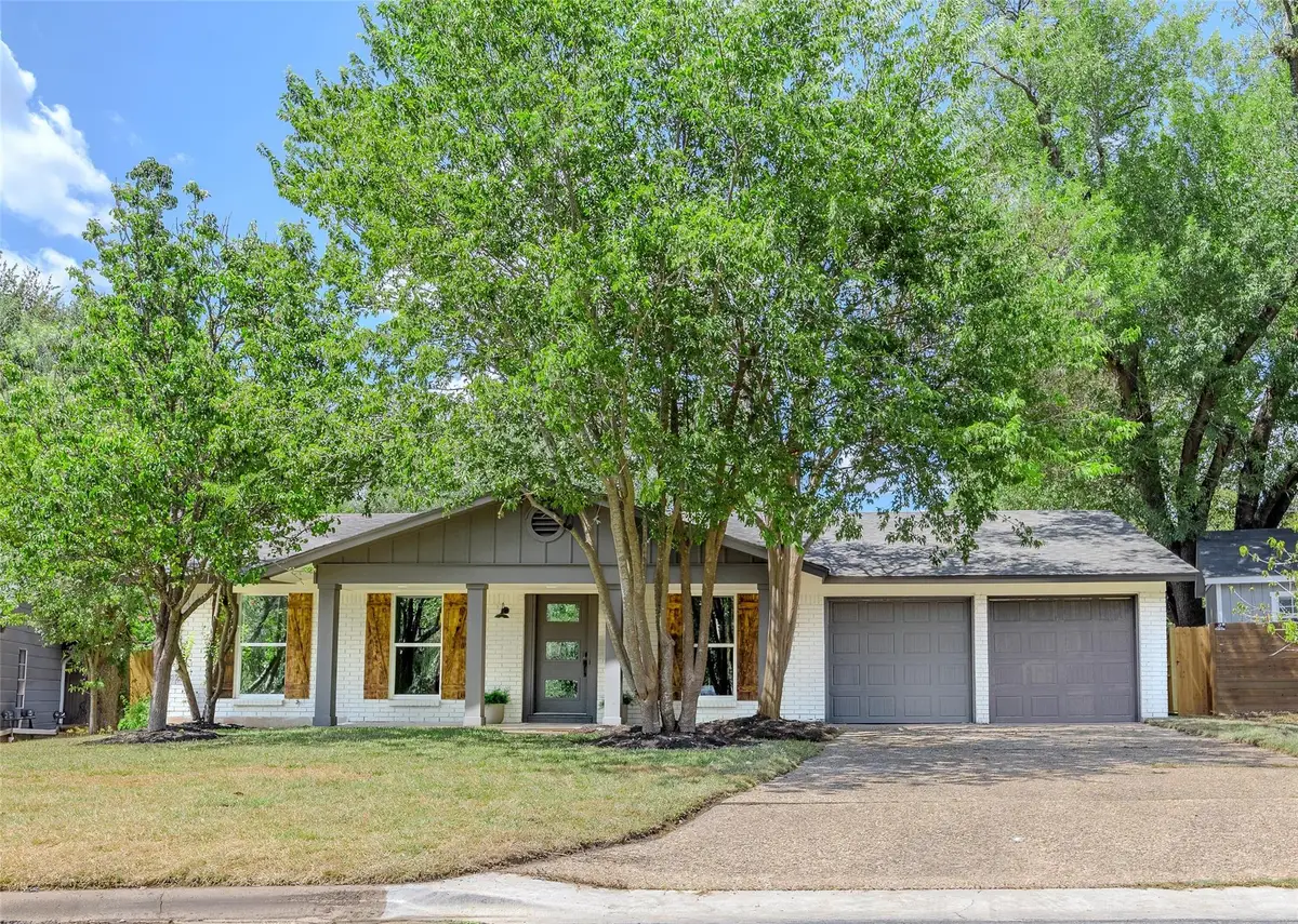 6816 Hanover Ln, Austin, TX 78723 - #1