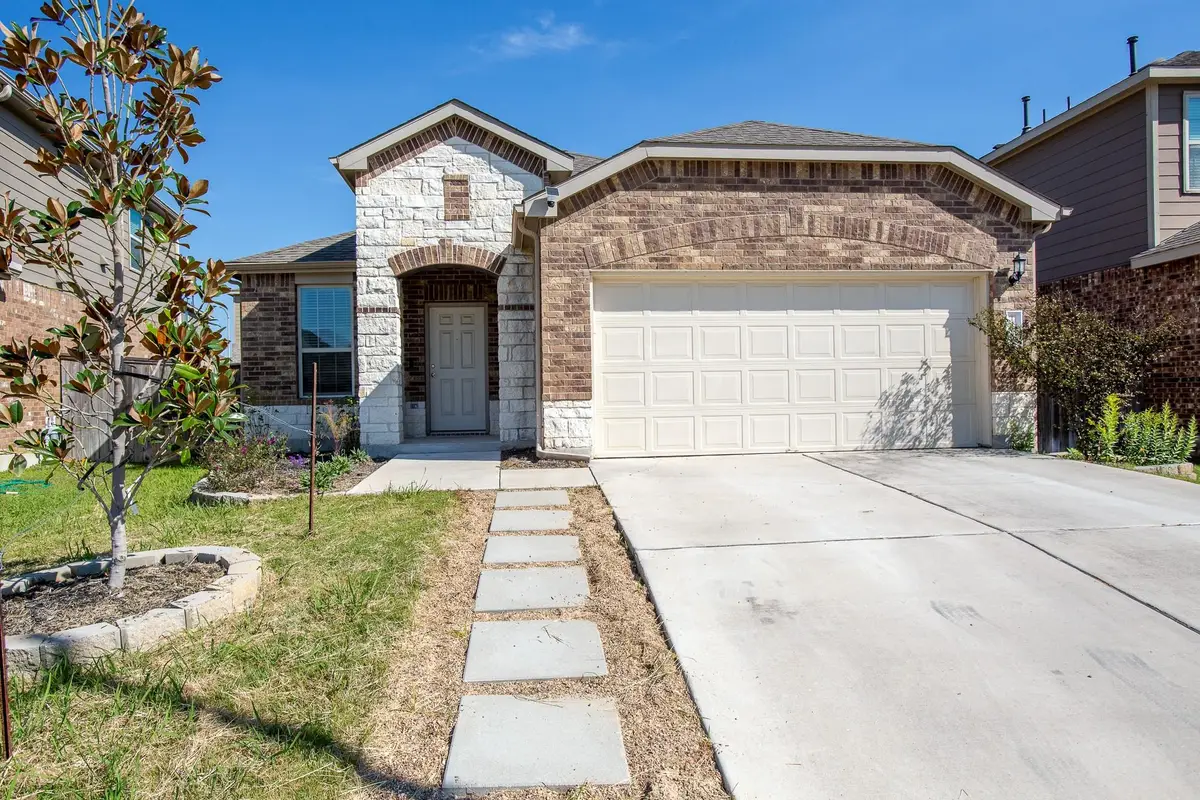 11800 Amber Stream Ln, Manor, TX 78653 - #1