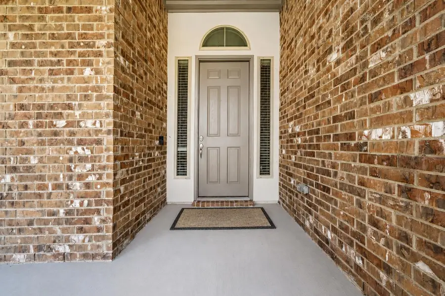 806 Clearwell St, Cedar Park, TX 78613 - #3