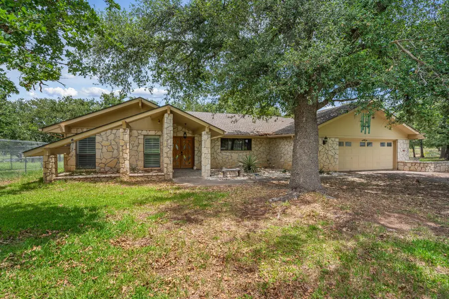 109 Sunset Cir, Burnet, TX 78611 - #2
