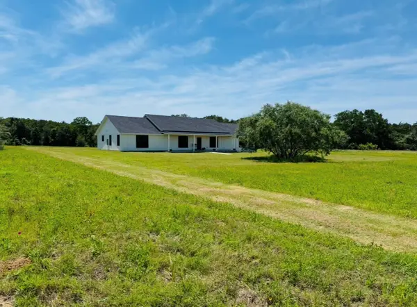1294 Private Road 7037, Lexington, TX 78947