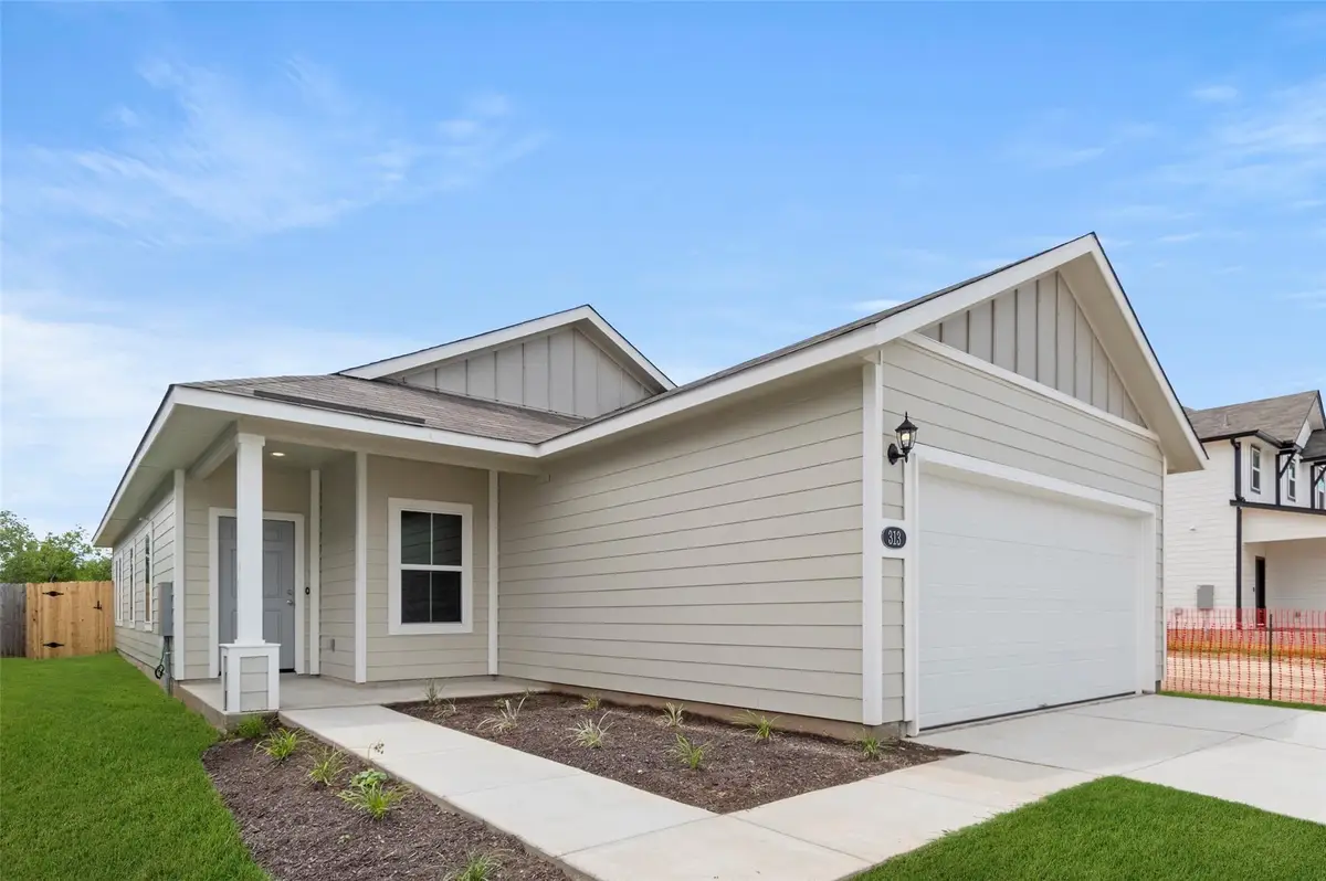 313 Haywood Cres, Maxwell, TX 78656 - #1