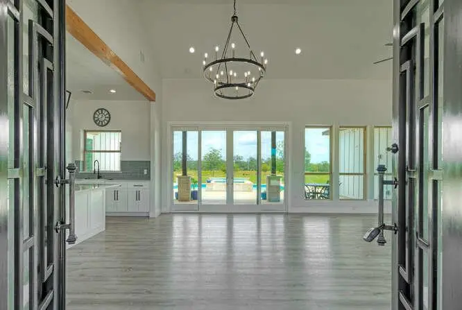 000 Patterson Rd, Flatonia, TX 78941 - Image #3