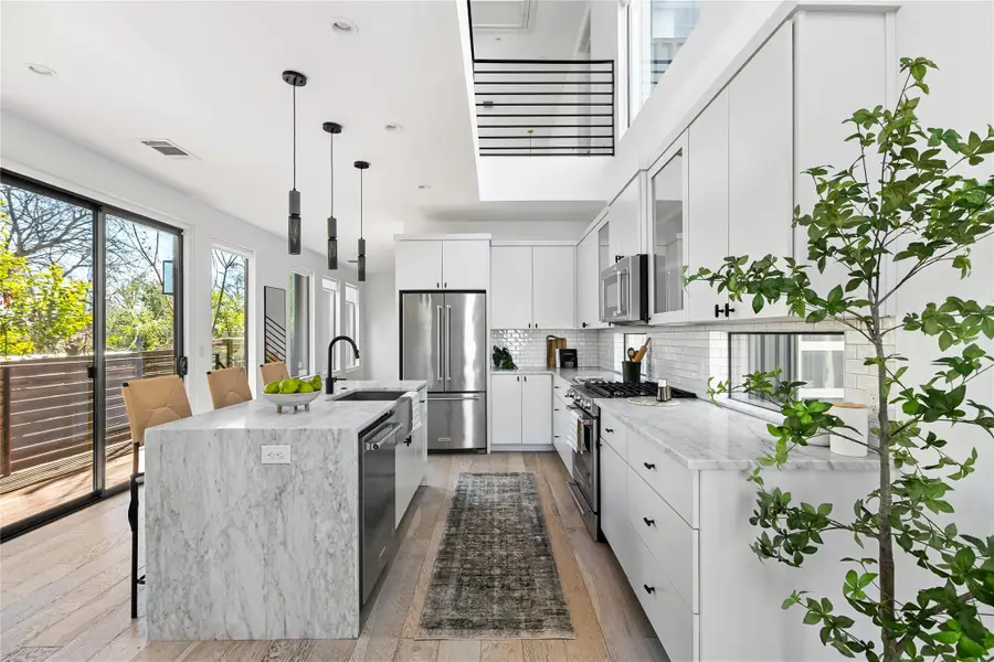 2804 E 22nd St #B, Austin, TX 78722 - #3