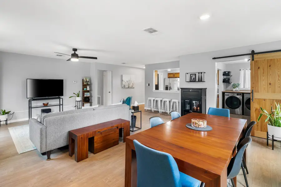 6510 King George Dr, Austin, TX 78745 - #2