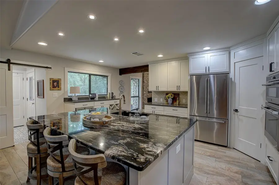 205 E Esparada Dr, Georgetown, TX 78628 - #2