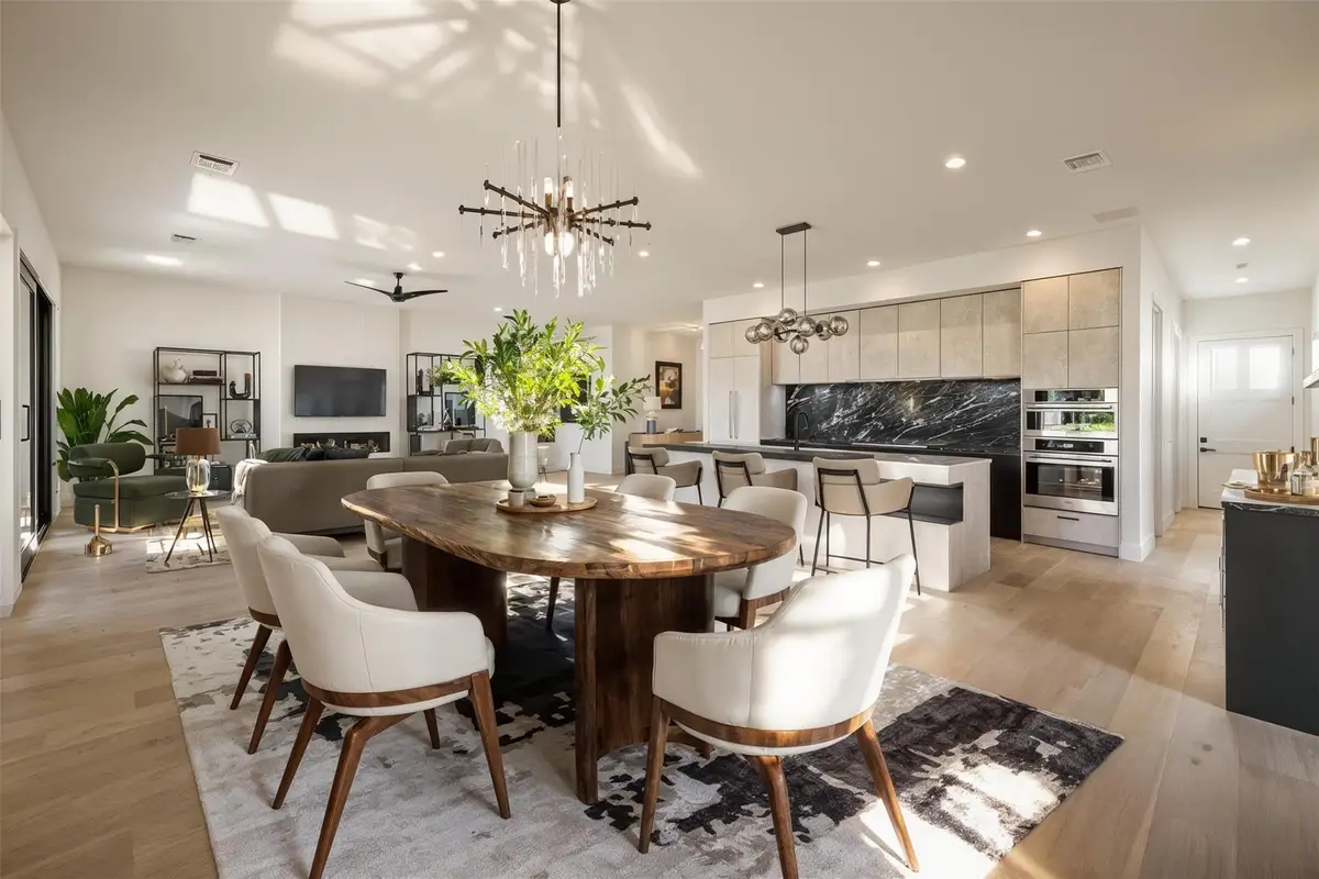 201 Custers Last Stand, Horseshoe Bay, TX 78657 - Image #1