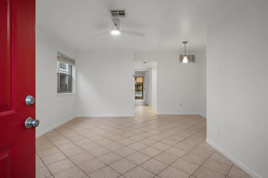 2104 Cullen Ave #113, Austin, TX 78757 - #2