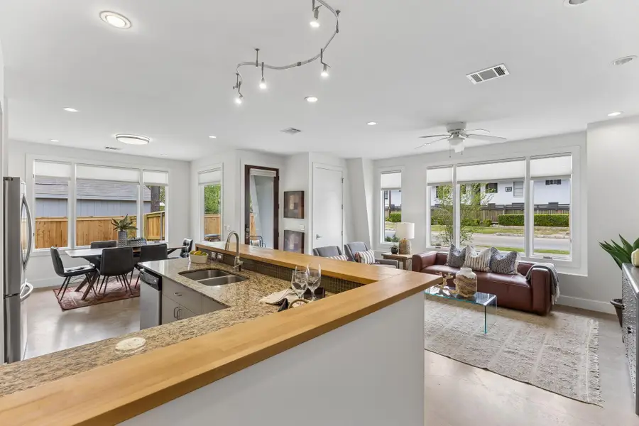 5305 Guadalupe St #A, Austin, TX 78751 - #2