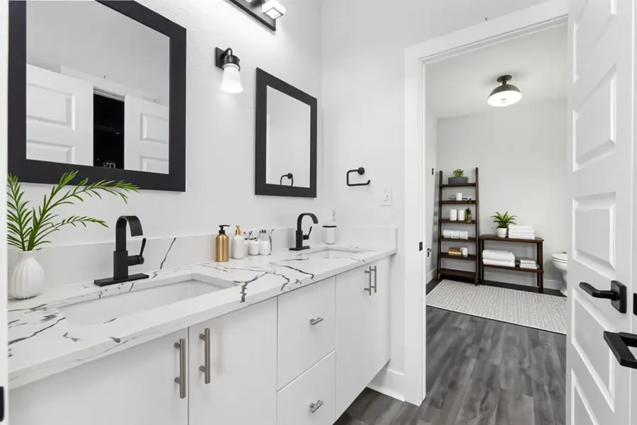 103 Onini Ct, Bastrop, TX 78602 - Image #2