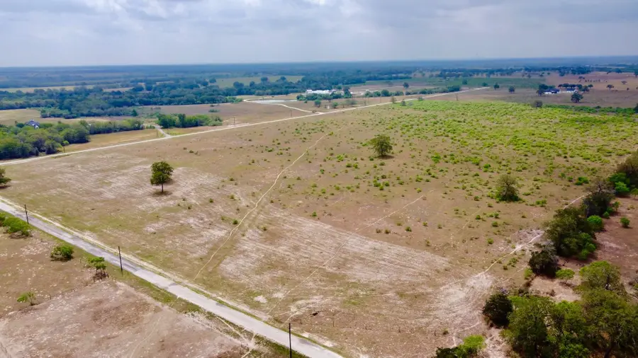 3 Big Sky Ranch Rd, Smithville, TX 78957 - Image #3