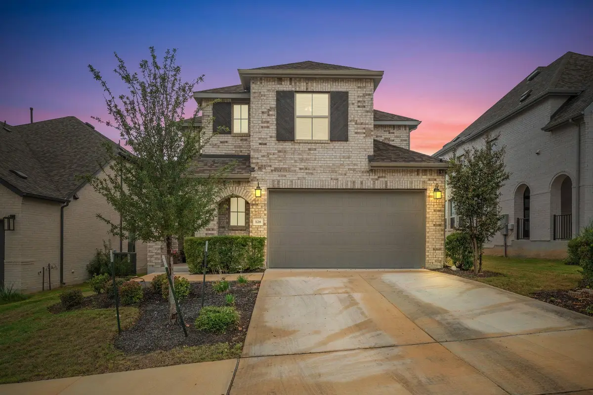 128 Three Oaks Ln, Georgetown, TX 78628 - Image #1