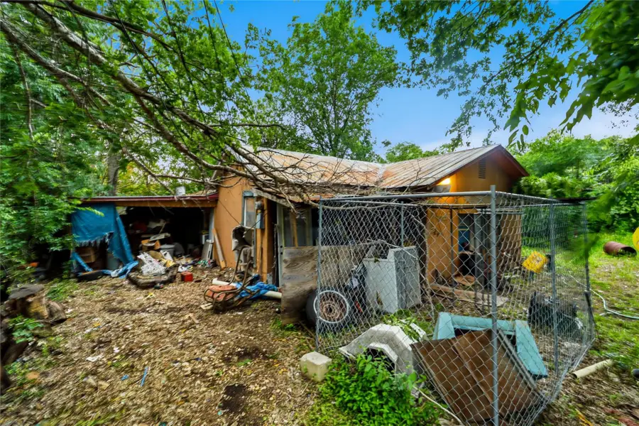 2811 Locust St, Kerrville, TX 78028 - #3