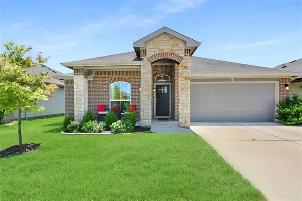 308 Pedernales Ln, Hutto, TX 78634