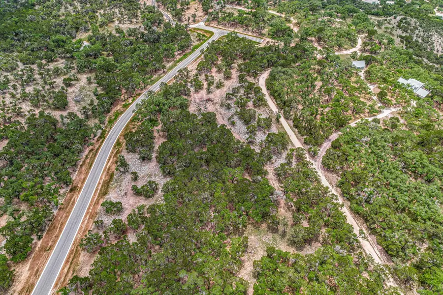 000 Moonridge Ln, Wimberley, TX 78676 - Image #2