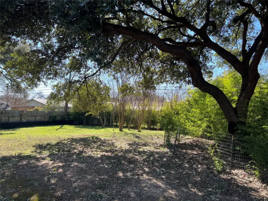 3107 Stardust Dr, Austin, TX 78757 - #3