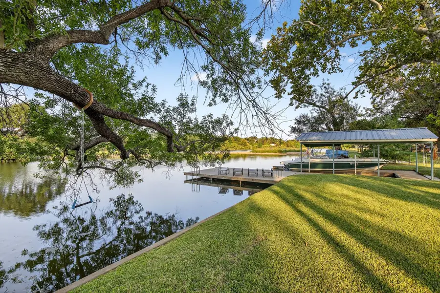 710 Sandy Harbor Dr, Horseshoe Bay, TX 78657 - #2