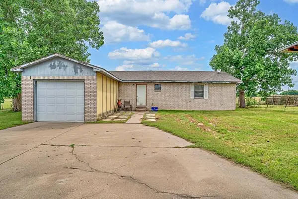 9796 E Us Highway 190, Rogers, TX 76569