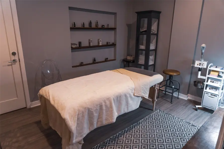 4361 S Congress Ave #106, Austin, TX 78745 - Image #3