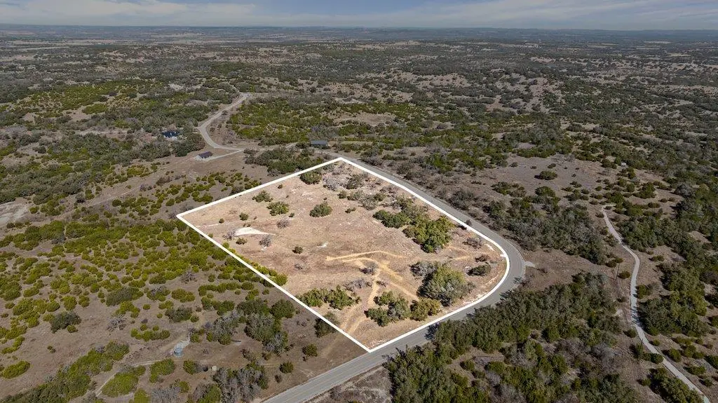 529 Skyline Dr, Blanco, TX 78606 - #1