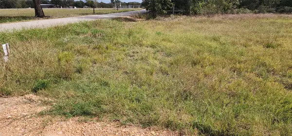 143 Nink Rd, Smithville, TX 78957