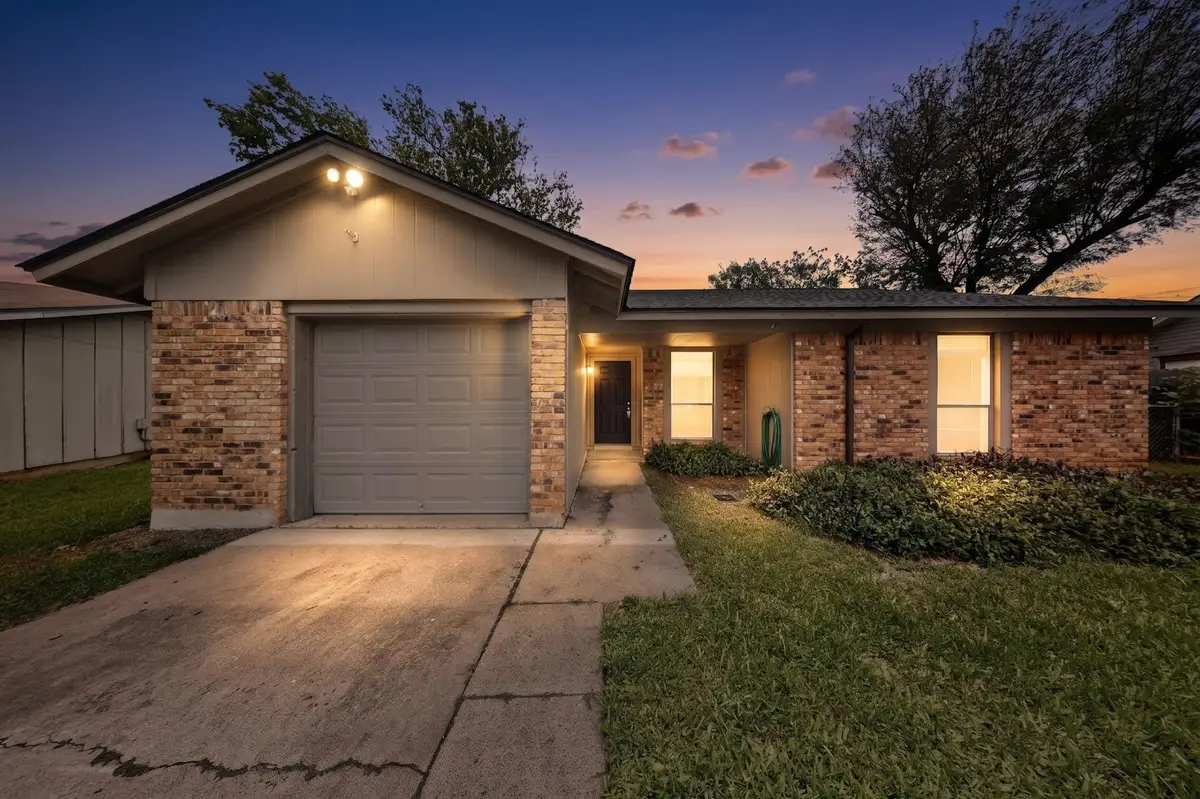 2404 Aldford Dr, Austin, TX 78745 - #1